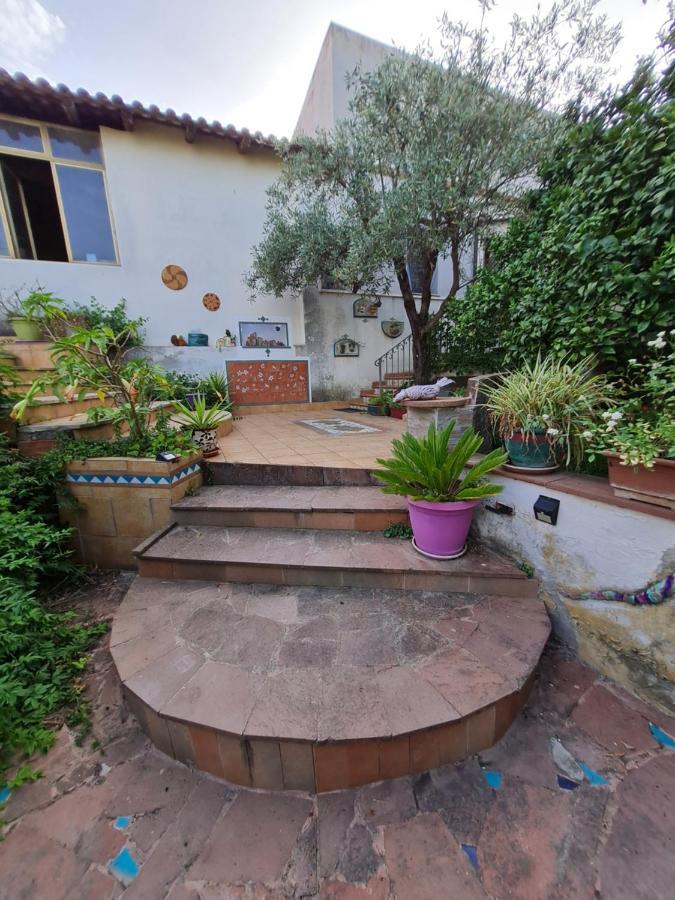 L'Antica Cantina Usini Kültér fotó
